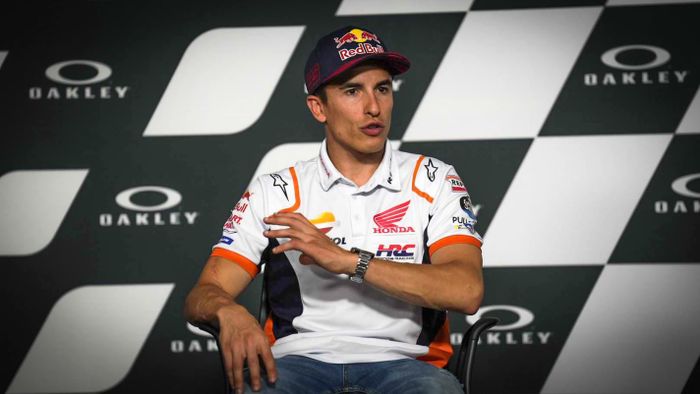 Pembalap Repsol Honda, Marc Marquez, dalam konferensi pers setelah kualifikasi GP Italia di Sirkuit Mugello, Sabtu (28/5/2022).