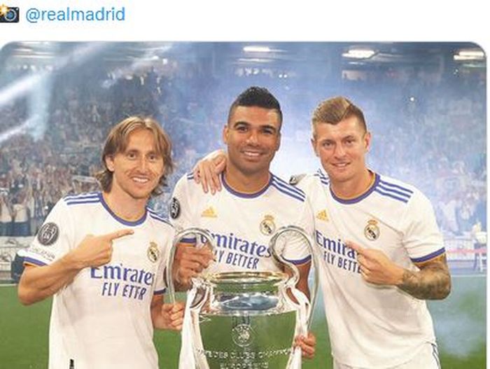 Trio lini tengah Real Madrid: Luka Modric, Casemiro, dan Toni Kroos.