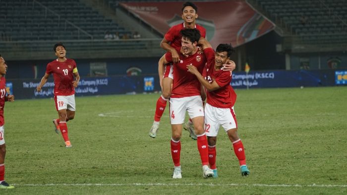 Pemain timnas Indonesia merayakan gol ke gawang Nepal di Kualifikasi Piala Asia 2023.