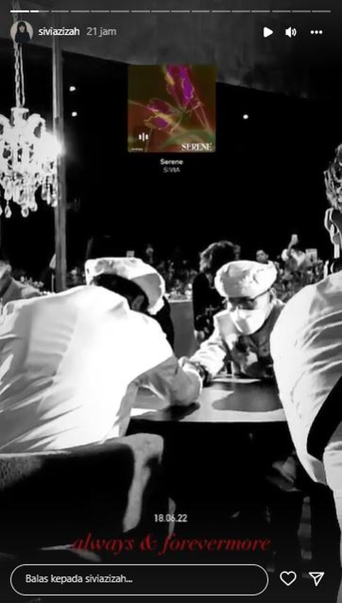 Postingan Sivia Azizah melangsungkan ijab qabul 