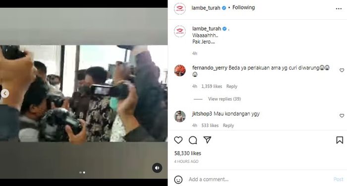 Doni Salmanan ke kejaksaan naik mobil mewah.