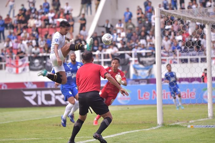 PSIS vs Rans Nusantara FC pada Liga 1 2022-2022 di Stadion Jatidiri, Semarang, Jawa Tengah, Sabtu (23/7/2022).