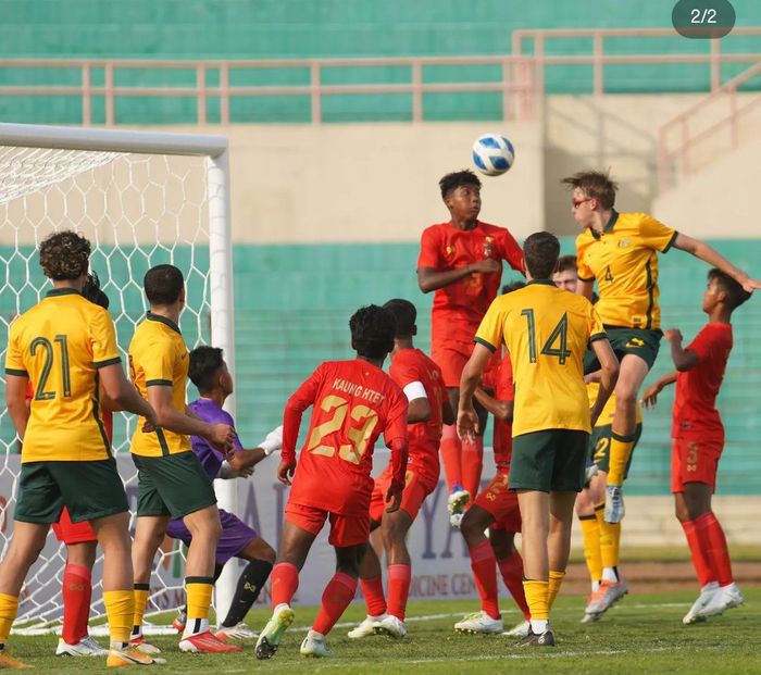 Timnas U-16 Myanmar versus Australia dalam laga matchday pertama Grup C Piala AFF U-16 2022 di Stadion Sultan Agung, Bantul, Yogyakarta, Selasa (2/8/2022).