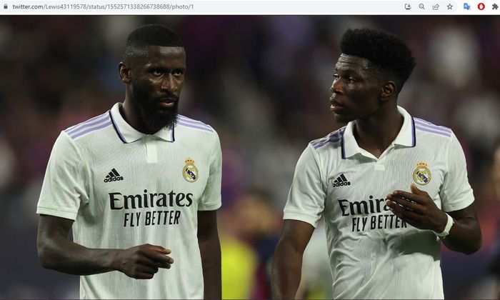 Dua pemain anyar Real Madrid, Antonio Ruediger (kiri) dan Aurelien Tchouameni (kanan).