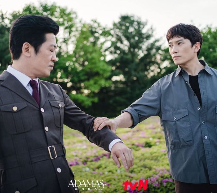 Ini sinopsis drakor Adamas. 