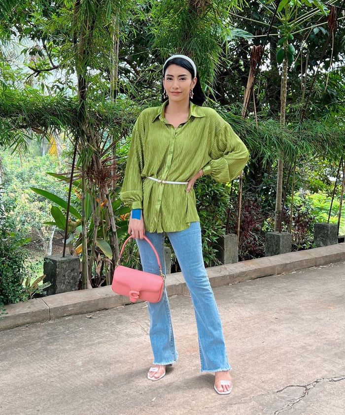 Referensi OOTD modis ala Tyas Mirasih.