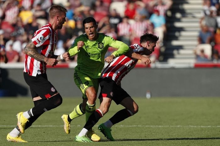 Megabintang Manchester United, Cristiano Ronaldo, dalam matchday kedua Liga Inggris 2022-2023 kontra Brentford.