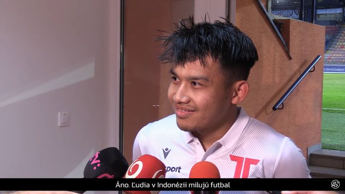 Witan Sulaeman saat sesi interview setelah laga antara AS Trencin melawan MFK Ruzomberok.