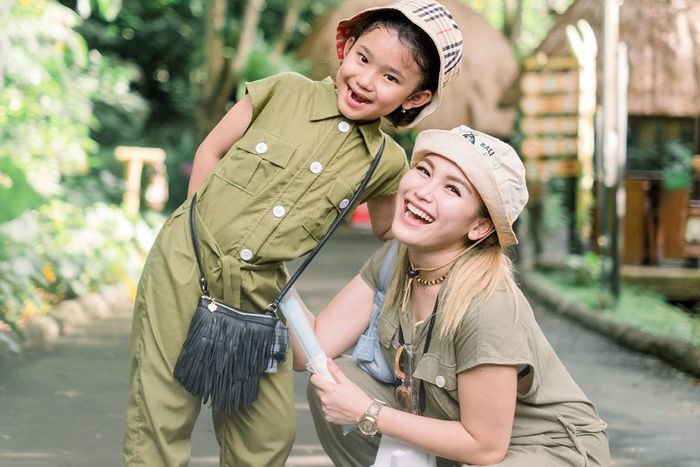 Ayu Ting Ting dan Bilqis 