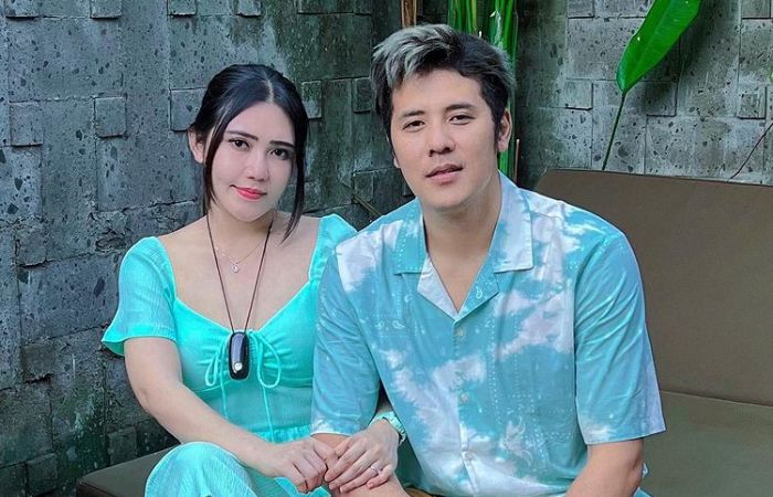 Via Vallen dan Chevra Yolandi 