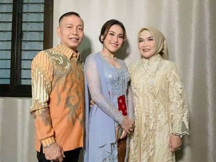  Ayah Rojak, Ayu Ting Ting, Umi Kalsum 