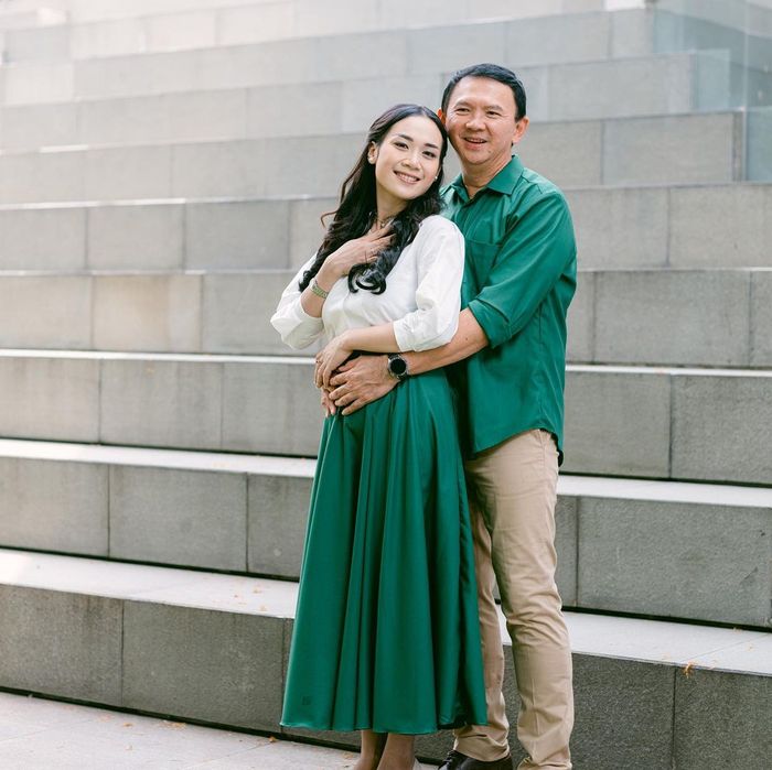 Foto mesra Ahok dan Puput Nastiti Devi