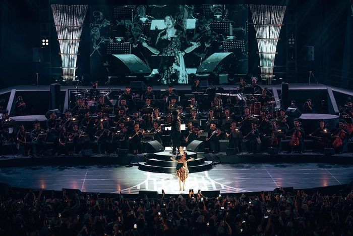 Anneth Delliecia saat tampil di Istora Papua Bangkit.