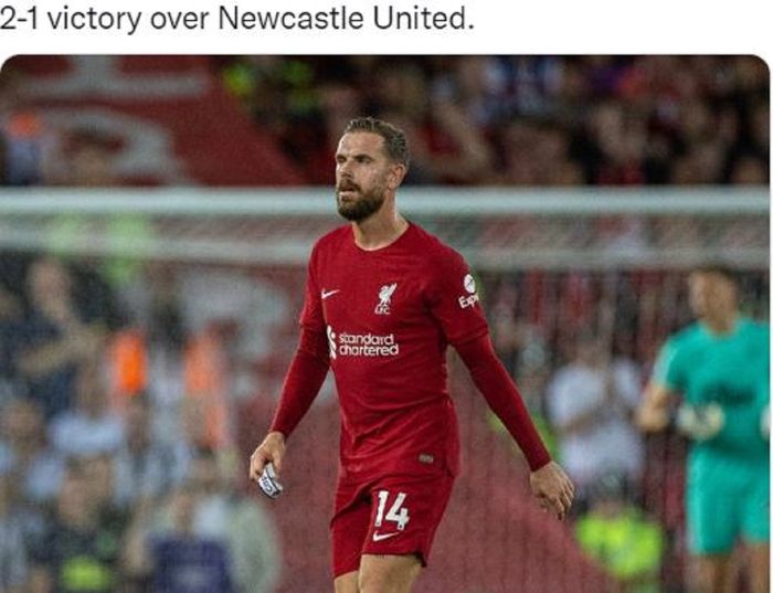 Jordan Henderson ditarik keluar akibat menderita masalah hamstring pada laga Liverpool kontra Newcastle United di Liga Inggris 2022-2023, Kamis (1/9/2022) dini hari WIB.