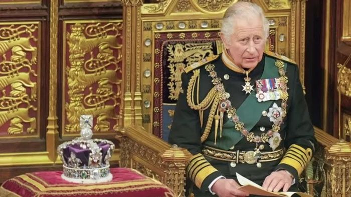 Ratu Elizabeth II meninggal dunia, Raja Charles III ungkap rasa duka.