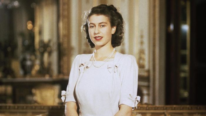 Ratu Elizabeth II saat masih muda. 