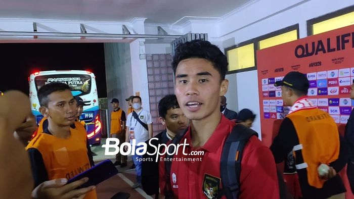 Kapten timnas U-20 Indonesia, Muhammad Ferarri usai laga melawan Vietnam yang berakhir untuk kemenangan Garuda Nusantara 3-2 di Stadion Gelora Bung Tomo (GBT) di gup F Kualifikasi Piala Asia U-20 2023, Minggu (18/9/2022).