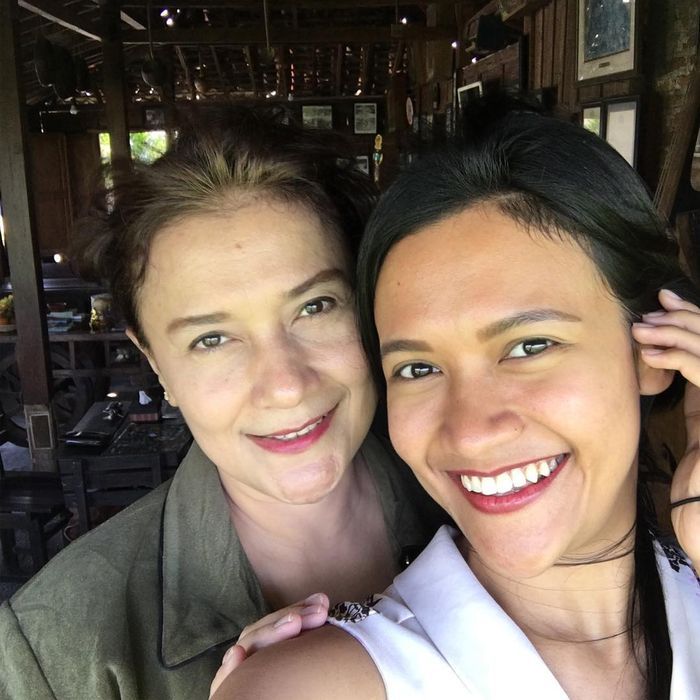  Potret Kiki Maria bersama Misha Johanna.