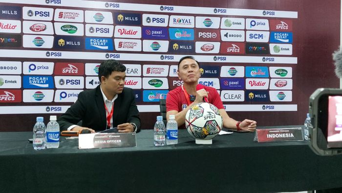 Ketua Umum PSSI, Mochamad Iriawan dalam jumpa pers seusai timnas Indonesia mengalahkan Curacao dalam FIFA Matchday leg pertama di Stadion Gelora Bandung Lautan Api (GBLA), Bandung, Sabtu (24/9/2022).