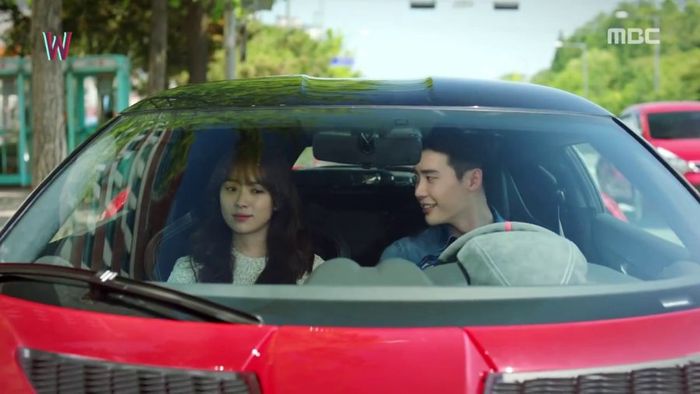 Adegan dalam drama 'W Two Worlds'