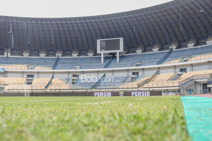 Suasana stadion Gelora Bandung Lautan Api, Jawa Barat, 2 Oktober 2022.