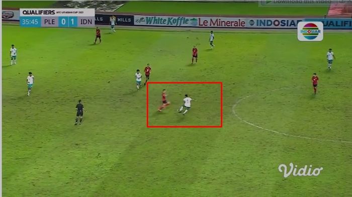 Gelandang bertahan timnas Indonesia U-17 menjadi titik lemah saat menghadapi Palestina (7/10/2022). 