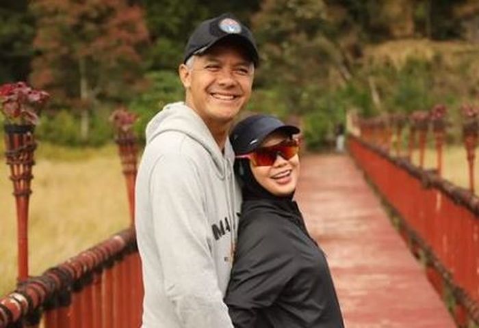 Ganjar Pranowo dan sang istri, Siti Atikoh