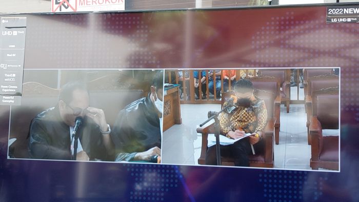 Sidang perdana Ferdy Sambo atas kasus pembunuhan berencana yang menewaskan Nopriansyah Yosua Hutabarat alias Brigadir J digelar di pengadilan Negeri Jakarta Selatan hari ini, Senin (17/10/2022).