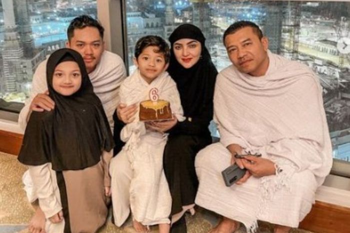 Keluarga Anang Hermansyah dan Ashanty. 