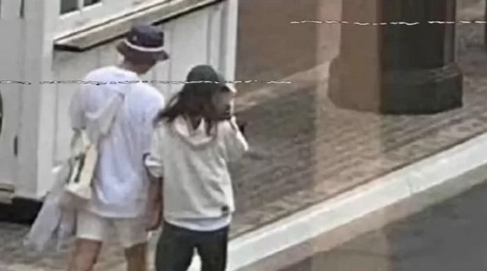 Foto kencan diduga Song Joong Ki dan Kim Tae Ri