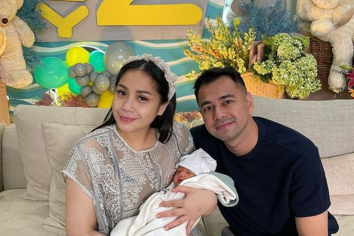 Nagita dan Raffi Ahmad saat menyambut kelahiran Rayyanza