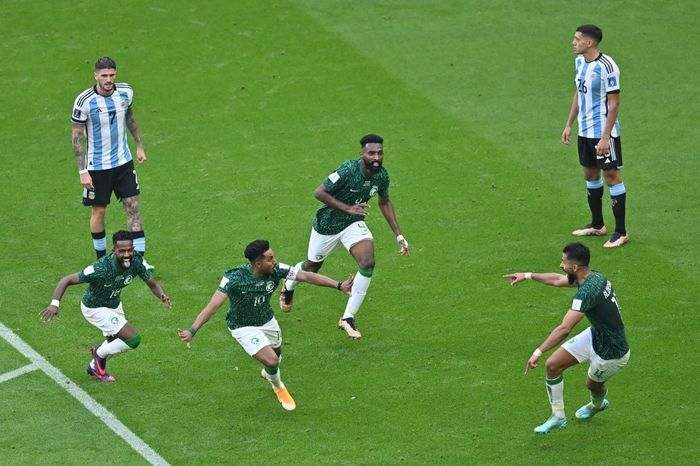 Salem Al-Dawsari mencetak gol kedua bagi timnas Arab Saudi yang membawa keunggulan 2-1 atas timnas Argentina pada laga Grup C Piala Dunia 2022.