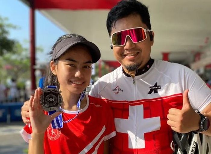 Eri Kelana bersama anaknya dari Alya Rohali, Namira Adjani