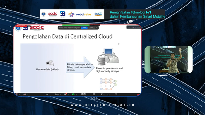 Penjelasan soal proyek pembuatan sistem deteksi kerusakan jalan yang menggunakan IoT berbasis machine learning.