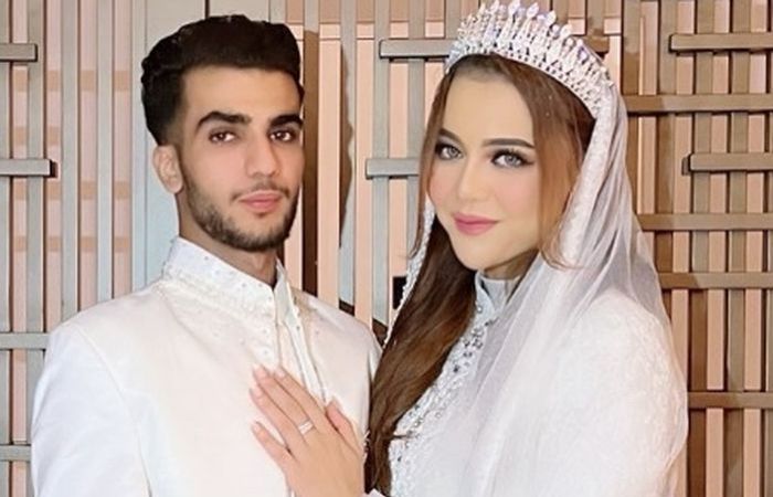 Ratu Rizky Nabila saat menikah dengan pria asal Libya, Ibrahim