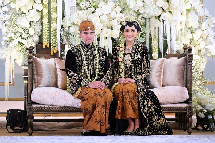 Kaesang Pangarep dan Erina Gudono di pelaminan.