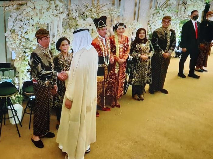 Pangeran UEA tiba di resepsi pernikahan Kaesang dan Erina