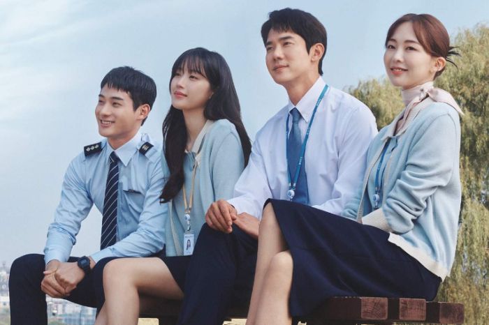 Poster drama 'The Interest of Love'