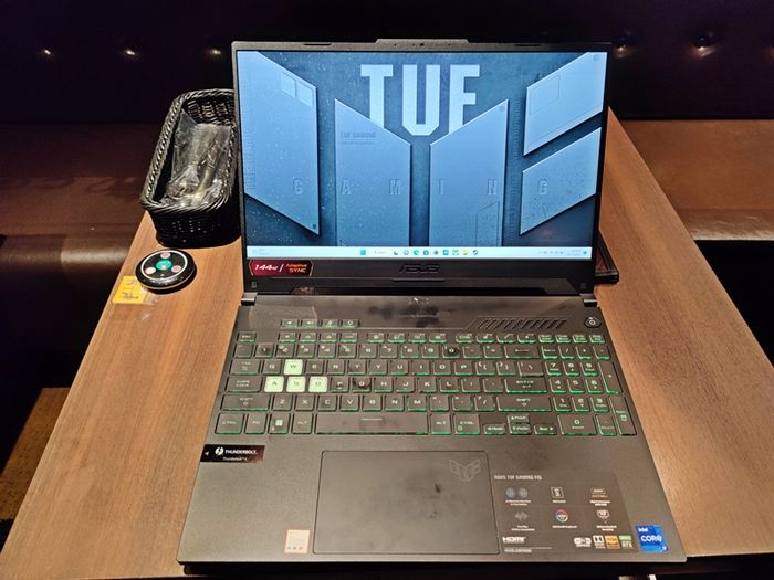 Tampilan ASUS TUF Gaming F15 FX507 