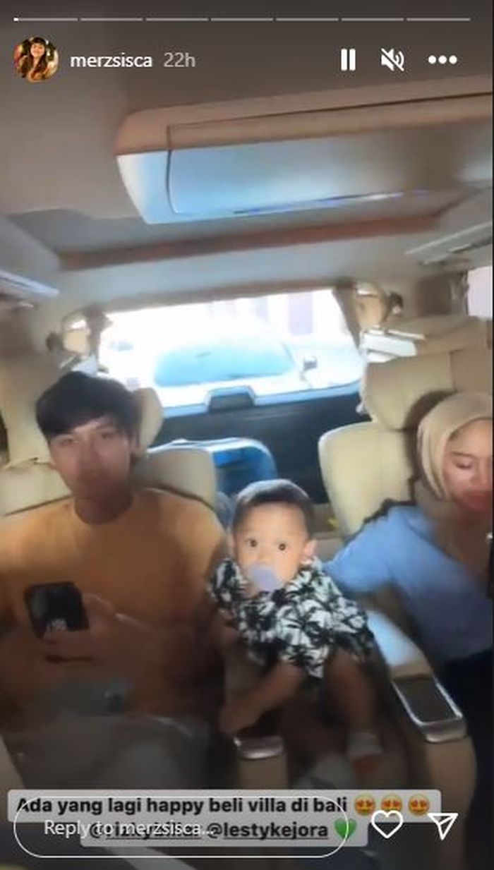 Lesti dan Rizky Billar terpantau beli vila di Bali. 