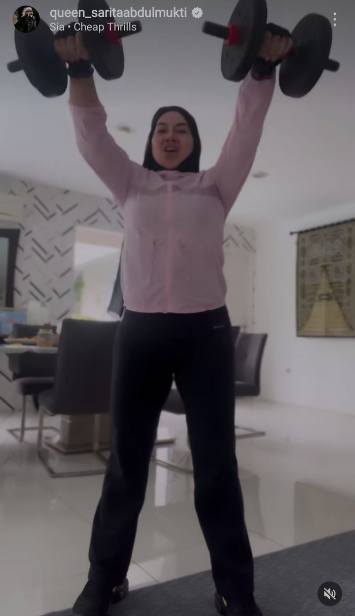 Postingan Sarita Abdul Mukti