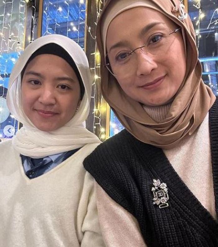 Nasywa Nathania Hamzah, putri tunggal Desy Ratnasari dari pernikahannya dengan pengusaha Sammy Hamzah.