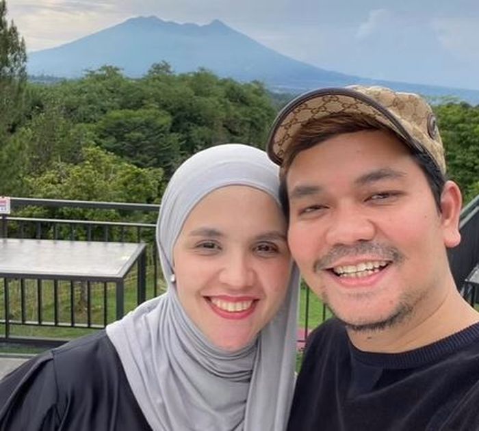 Aldila Jelita dan Indra Bekti.