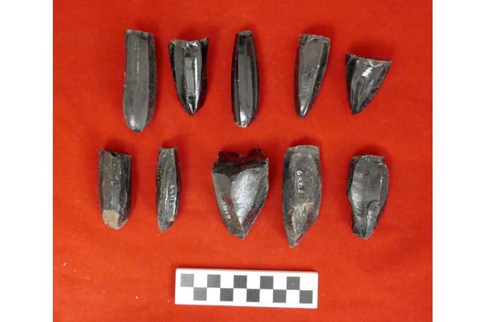 Koleksi Obsidian dari situs Q'umarkaj dan wilayah sekitarnya.