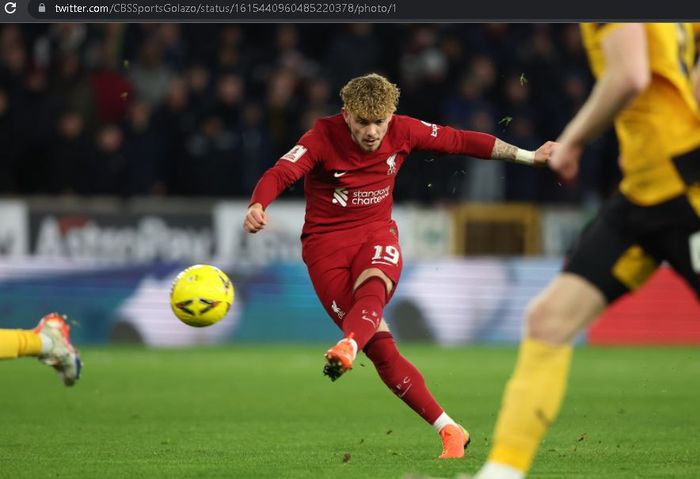 Wonderkid Liverpool, Harvey Elliott, mencetak gol spektakuler ke gawang Wolverhampton Wanderers dalam laga putara ketiga Piala FA