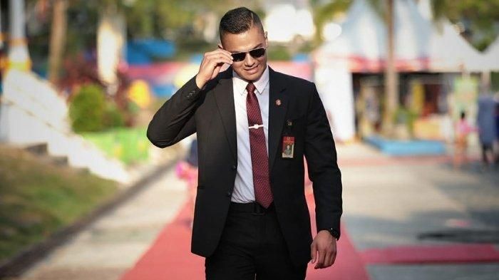 Anggota Paspampres Daniel Darryan yang viral saat pernikahan Kahiyang Ayu pada 2017.