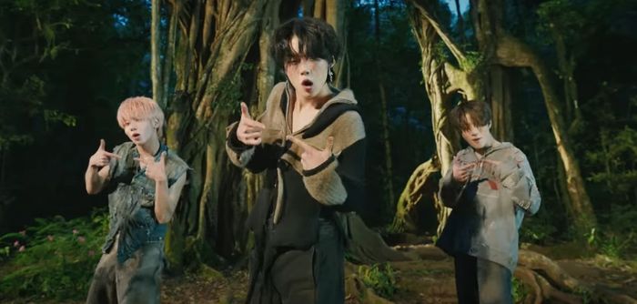 MV Tomorrow X Together di Indonesia