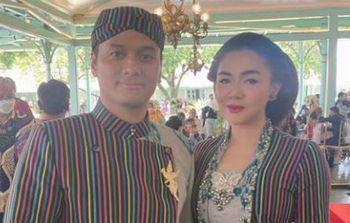 Ade Imam dan Vicky Shu