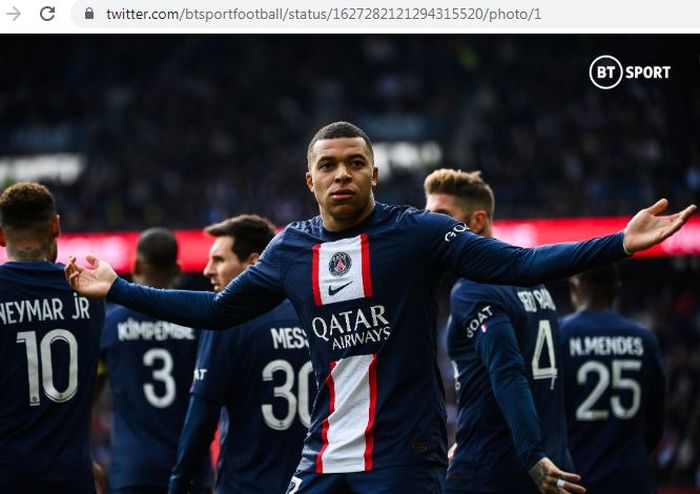 Selebrasi Kylian Mbappe usai mencetak gol pertama Paris Saint-Germain ke gawang Lille dalam lanjutan Liga Prancis 2022-2023.