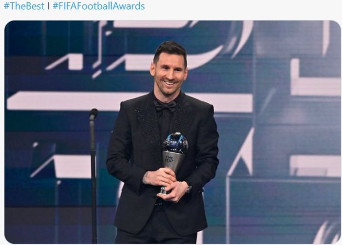 Pemain PSG dan timnas Argentina, Lionel Messi, berhasil meraih The Best FIFA Men's Player 2022.